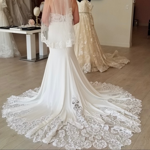 NWT Gorgeous Las Vegas Custom Wedding Dress & Veil. Never Worn. - Picture 2 of 8